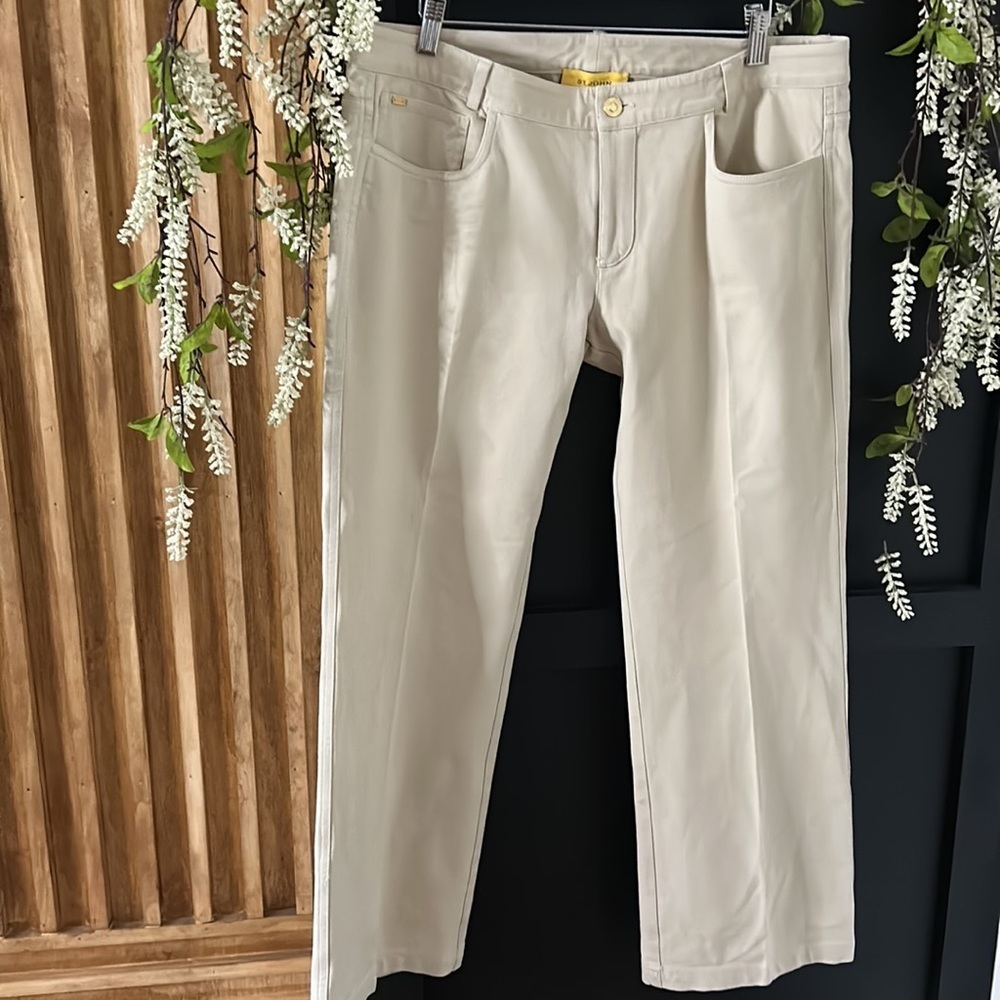 ST John Yellow Tag Cropped Tan Bootcut. Size 12 - Picture 2 of 11